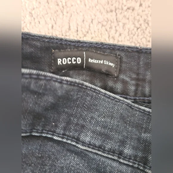 True Religion Relax Skinny Jeans - Size 33 - Picture 15 of 16